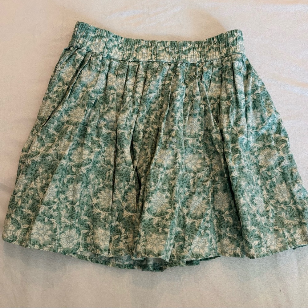 American Eagle Floral Green Skirt
